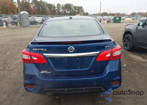 2017 Nissan Sentra Sr z USA, uszkodzony, nr VIN 3N1AB7AP5HY304917